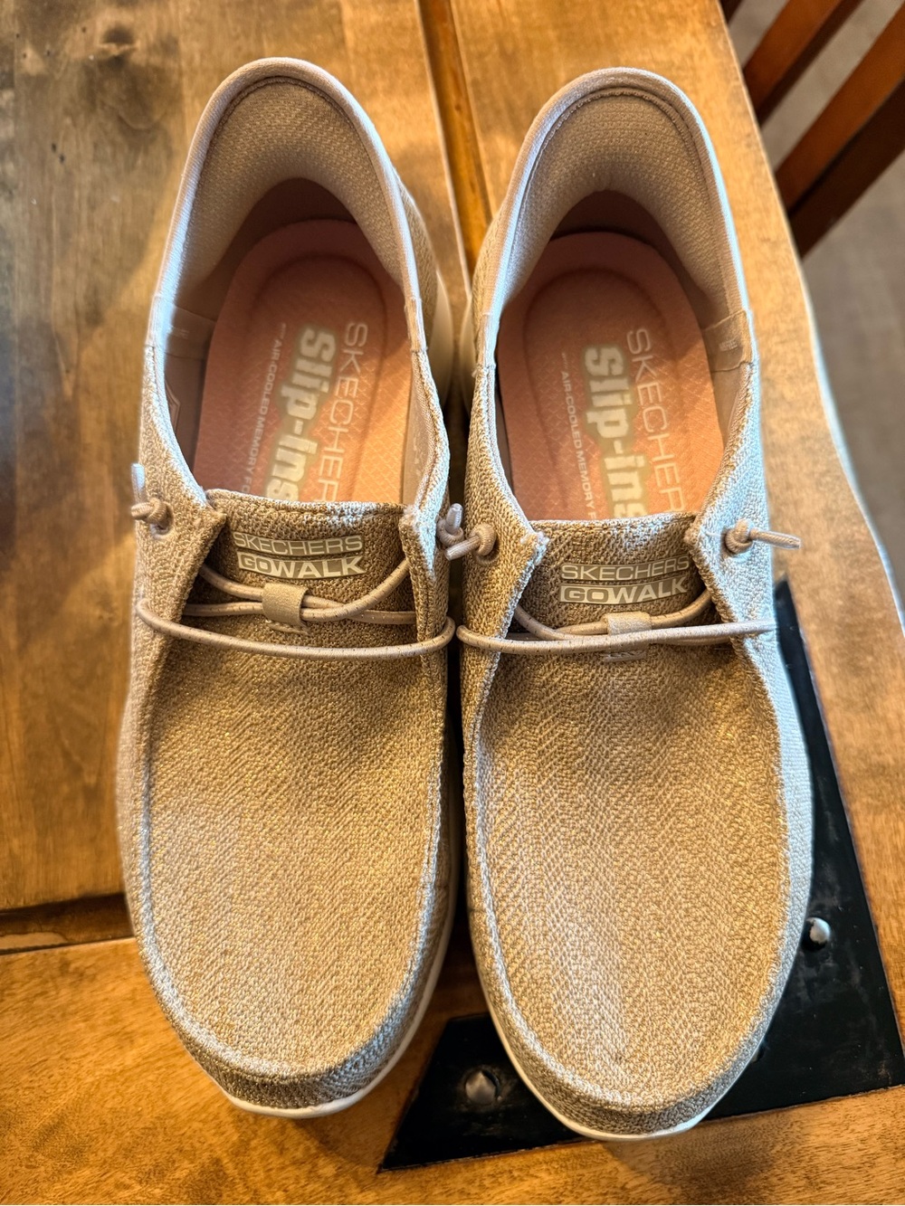 Skechers GOwalk women’s Slip-On Casual Shoe — Beige